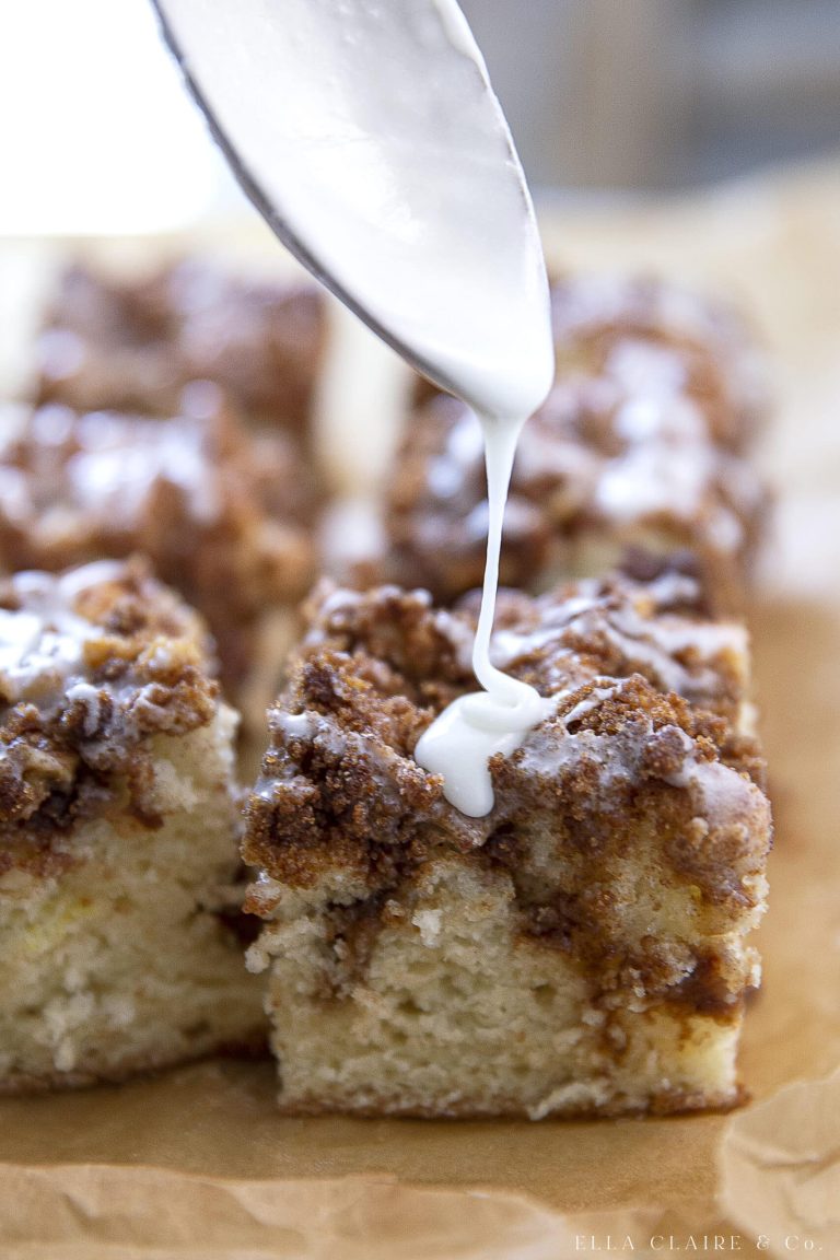 Quick Breakfast Coffee Cake
